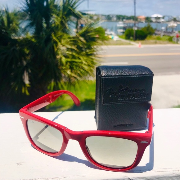 Ray-Ban Accessories - Ray Ban folding Wayfarers